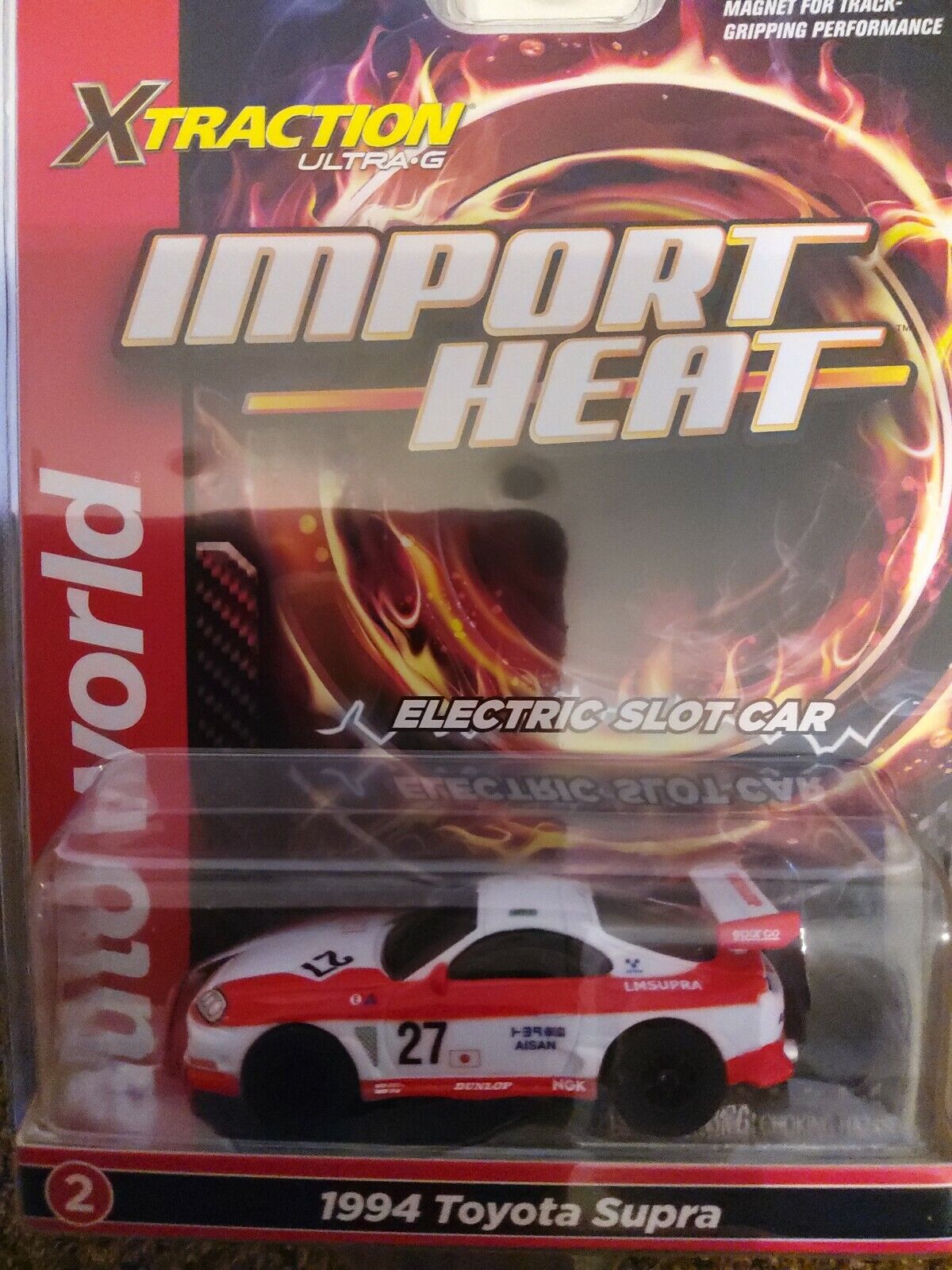 AUTO WORLD New Import Heat TOYOTA SUPRA ULTRA G X TRACTION SLOT CAR R28