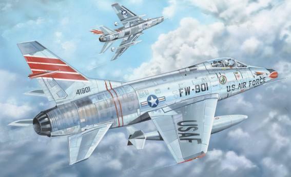 TRUMPETER #3221 F100C SUPER SABER FIGHTER JET 1/32 NISB