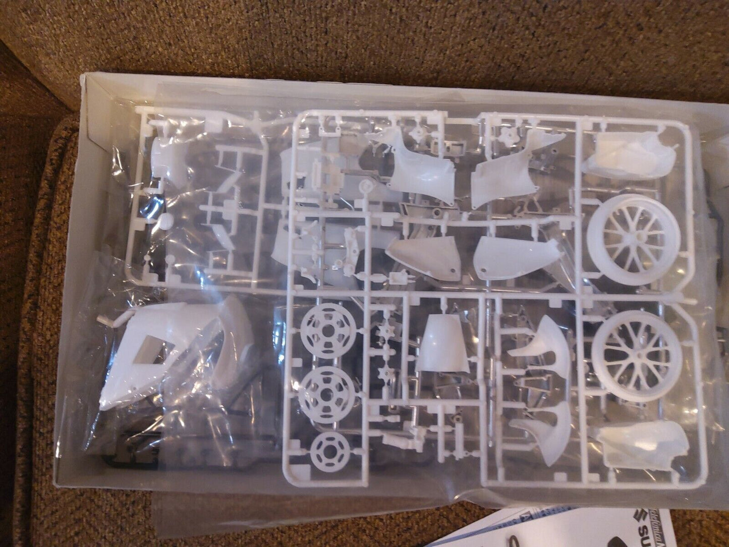 Tamiya 1/12 Telefonica Movistar Suzuki RGV-γ 2001