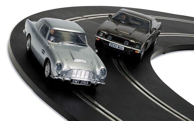 Scalextric Exclusive James Bond 007 1/32 Slot Car Track Set