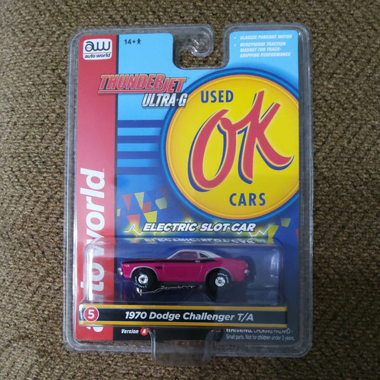 AUTO WORLD THUNDERJET SC377 1970 Dodge Challenger T/A  (pink) SLOT CAR COOL!