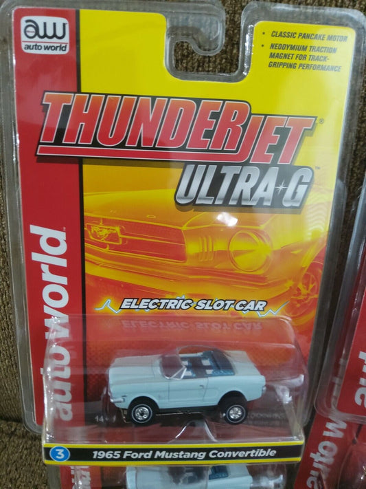 Auto World Thunderjet R34 1965 Ford Mustang Convertible Blue HO Slot Car