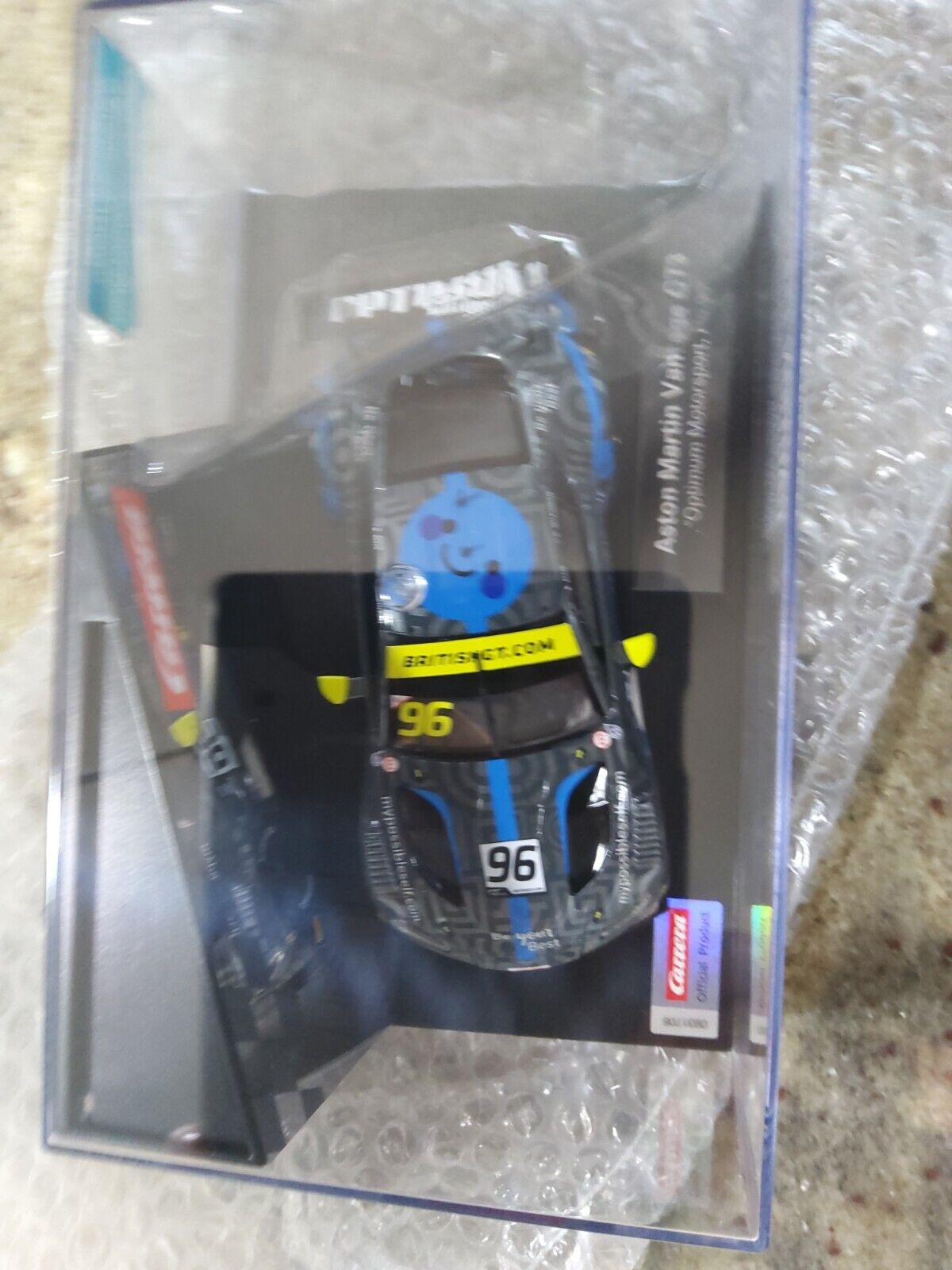 Carrera 1:32 Scale 27696 Aston Martin Vantage GT3 W/Lights MIB/New Free Shipping