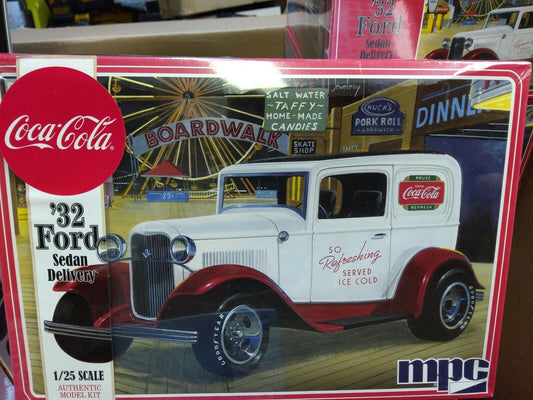 MPC 902 1/25 1932 Ford Sedan Delivery Truck, Coca-Cola Model Kit