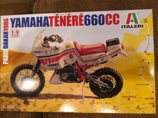 Italeri 4642 1:9 Yamaha Tenere 660 cc Paris Dakar 1986 Plastic Model Kit
