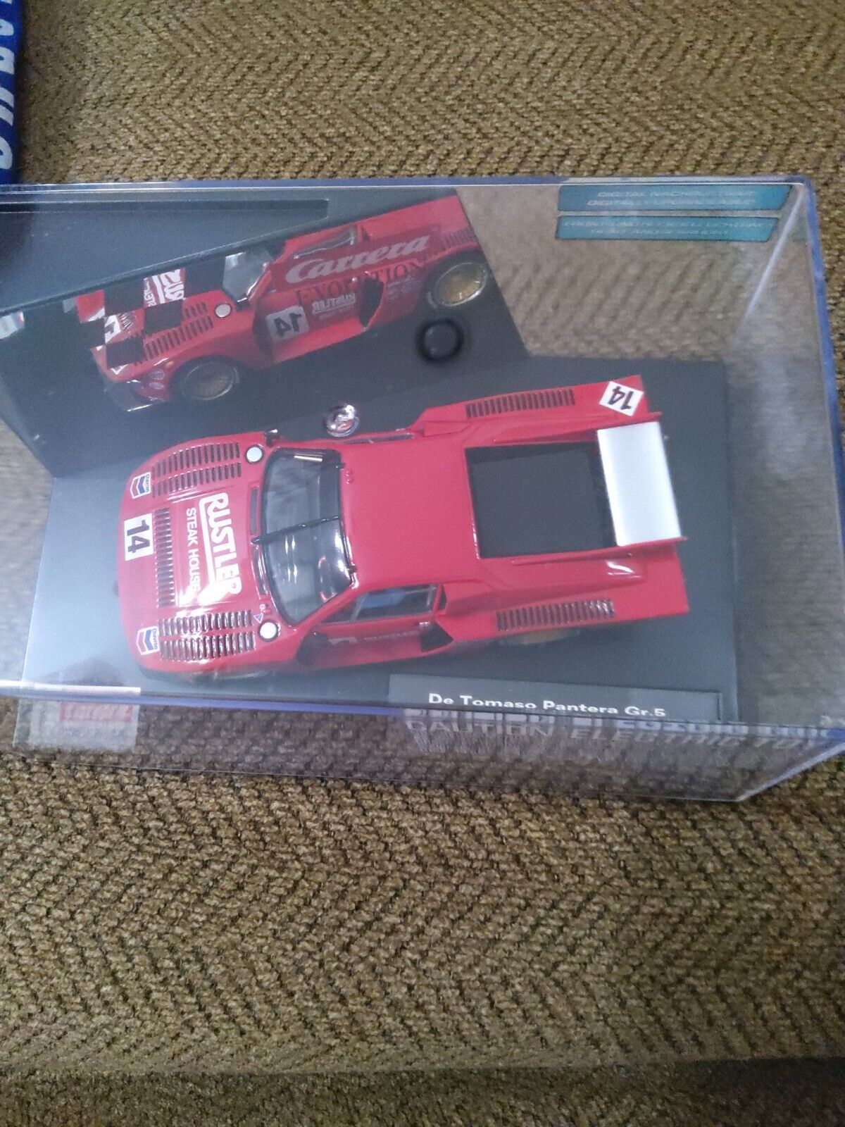 Carrera Evolution 27672 De Tomaso Pantera Gr. 5 No. 14 1/32 Slot Car