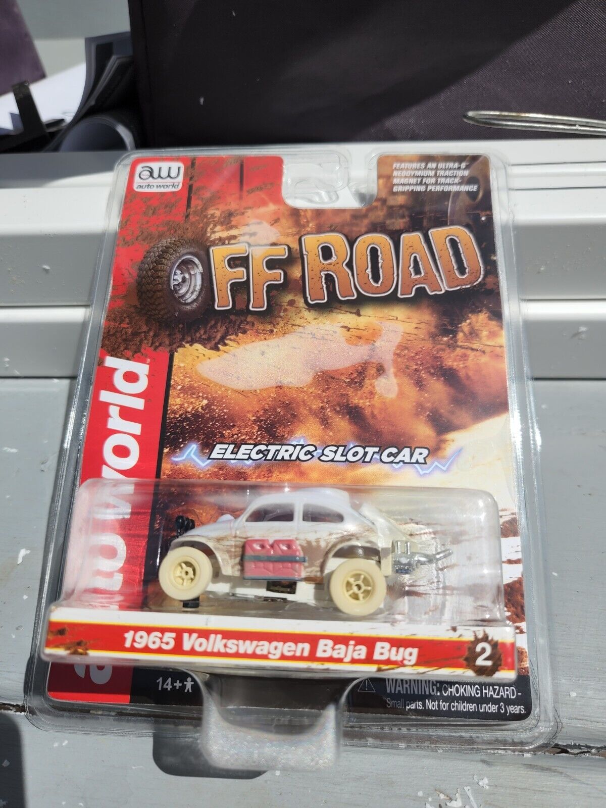 Auto World X-Traction  - Off Road - 1965 VW Baja Bug - White Iwheels rare