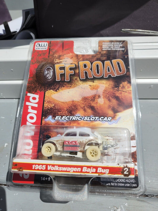 Auto World X-Traction  - Off Road - 1965 VW Baja Bug - White Iwheels rare