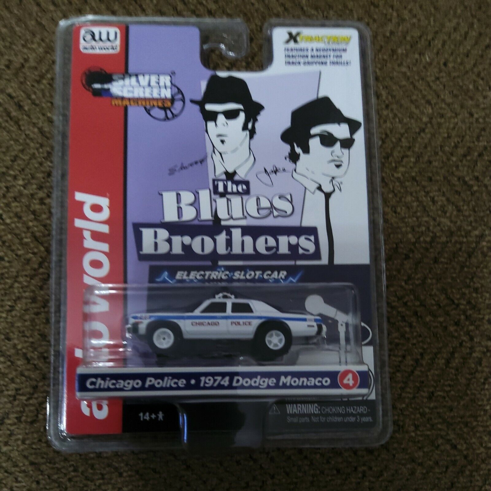 BRAND NEW Auto World R36 Silver Screen Machines Chicago Police 1974 Dodge Monaco
