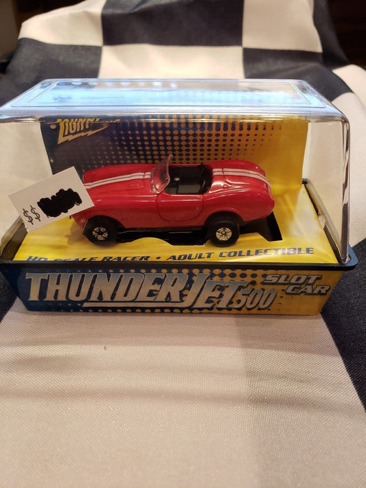 Johnny Lightning ThunderJet 500 Slot Car HO Shelby Cobra Snake Eyes Racer RED