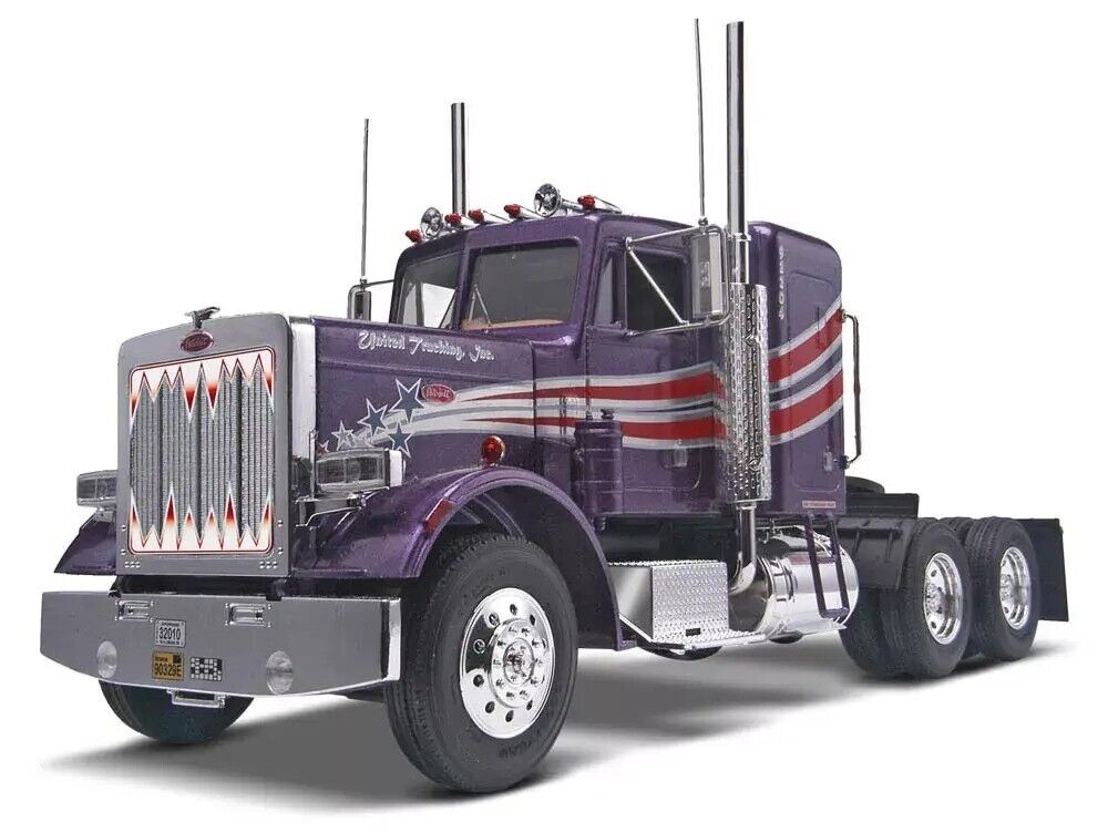 Revell 1/25 Peterbilt 359 Conventional Plastic Model Kit 85-1506 NEW IN BOX