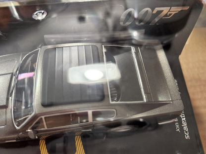 James Bond Aston Martin V8 The Living Daylights 1/32 Scale C4239 Scalextric new!