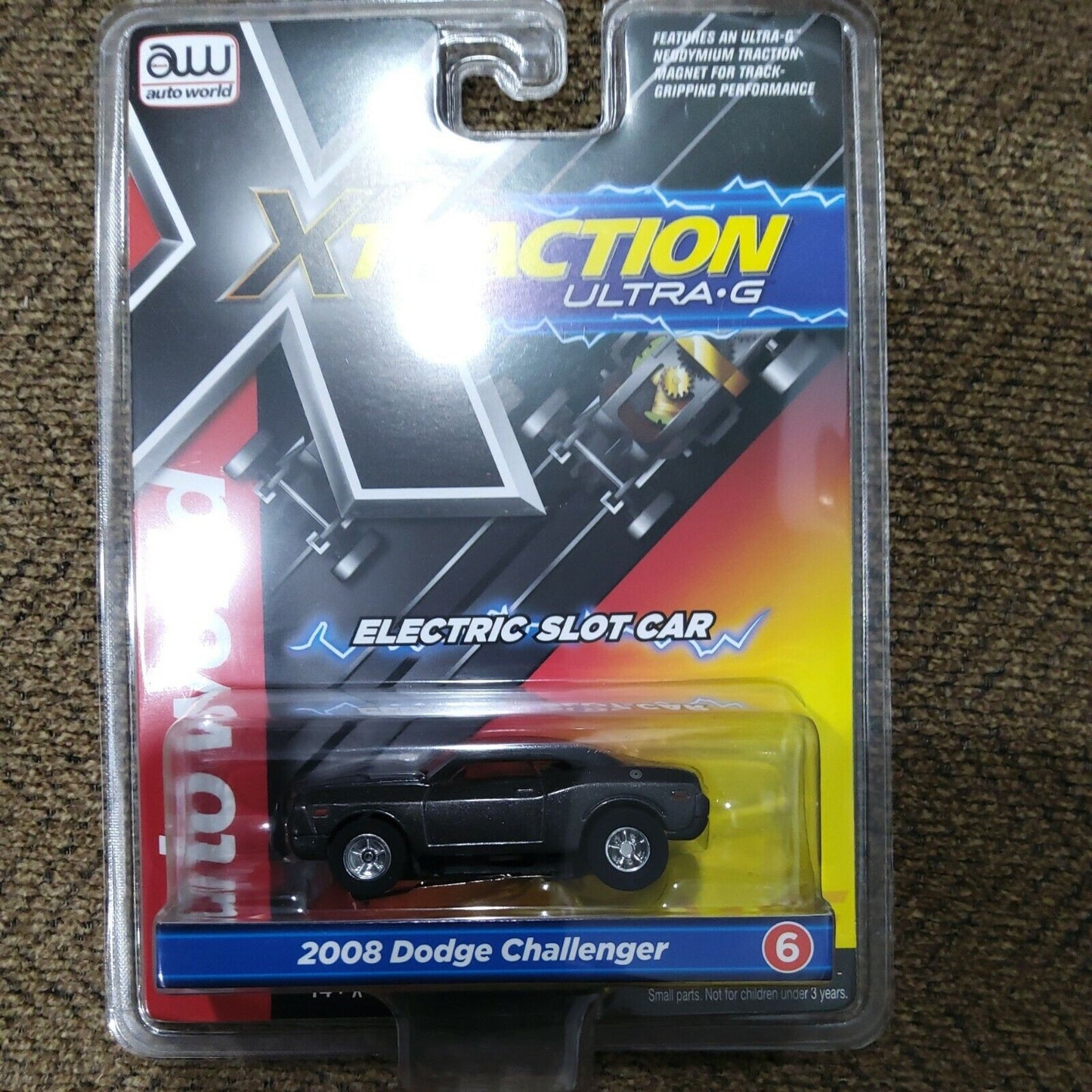 SC368-6GRY AUTO WORLD XTRACTION R34 2008 DODGE CHALLENGER HO ELEC SLOT CAR Black